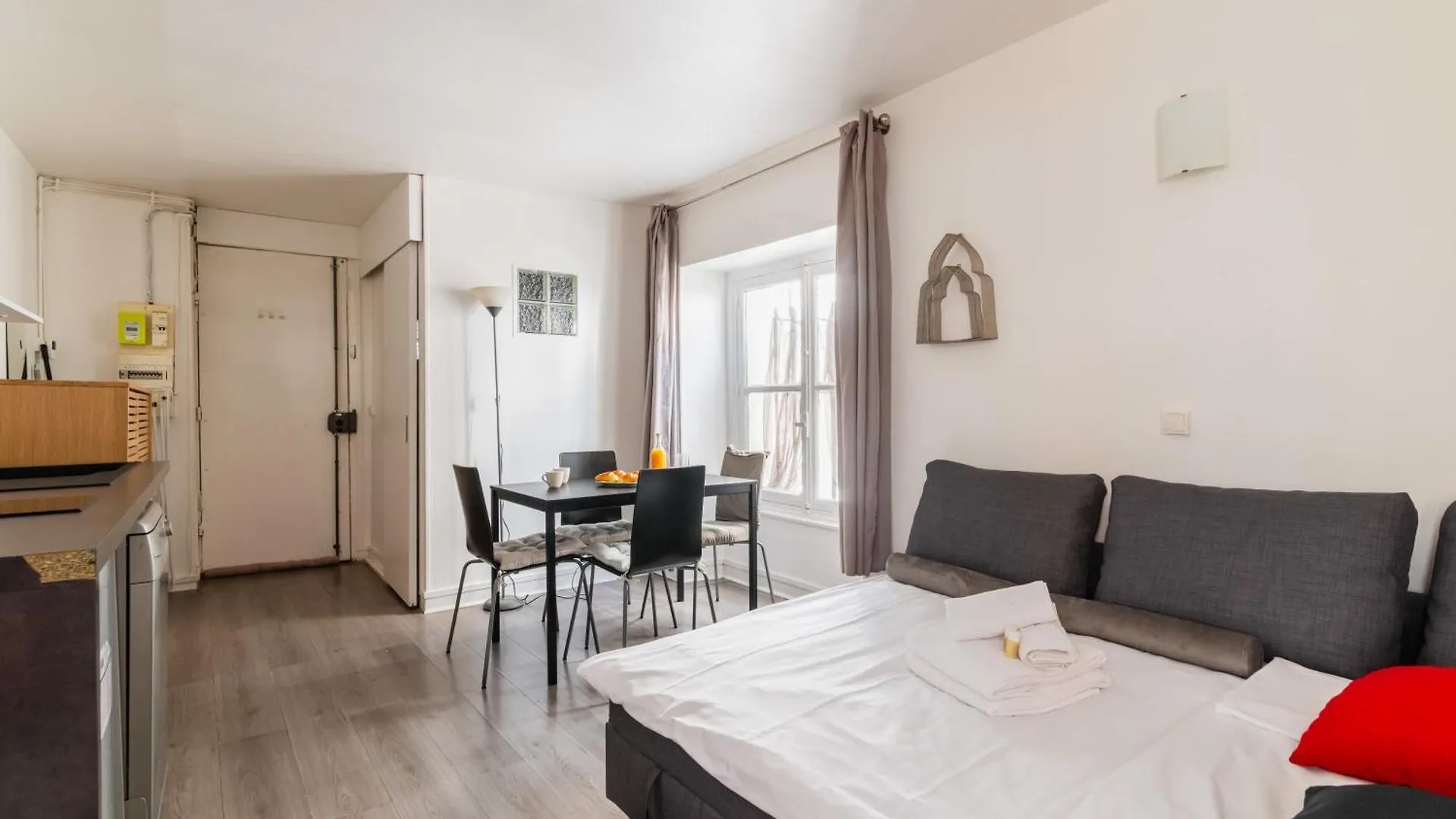 Grand Studio Fonctionnel Republique - Paris 10 Apartment