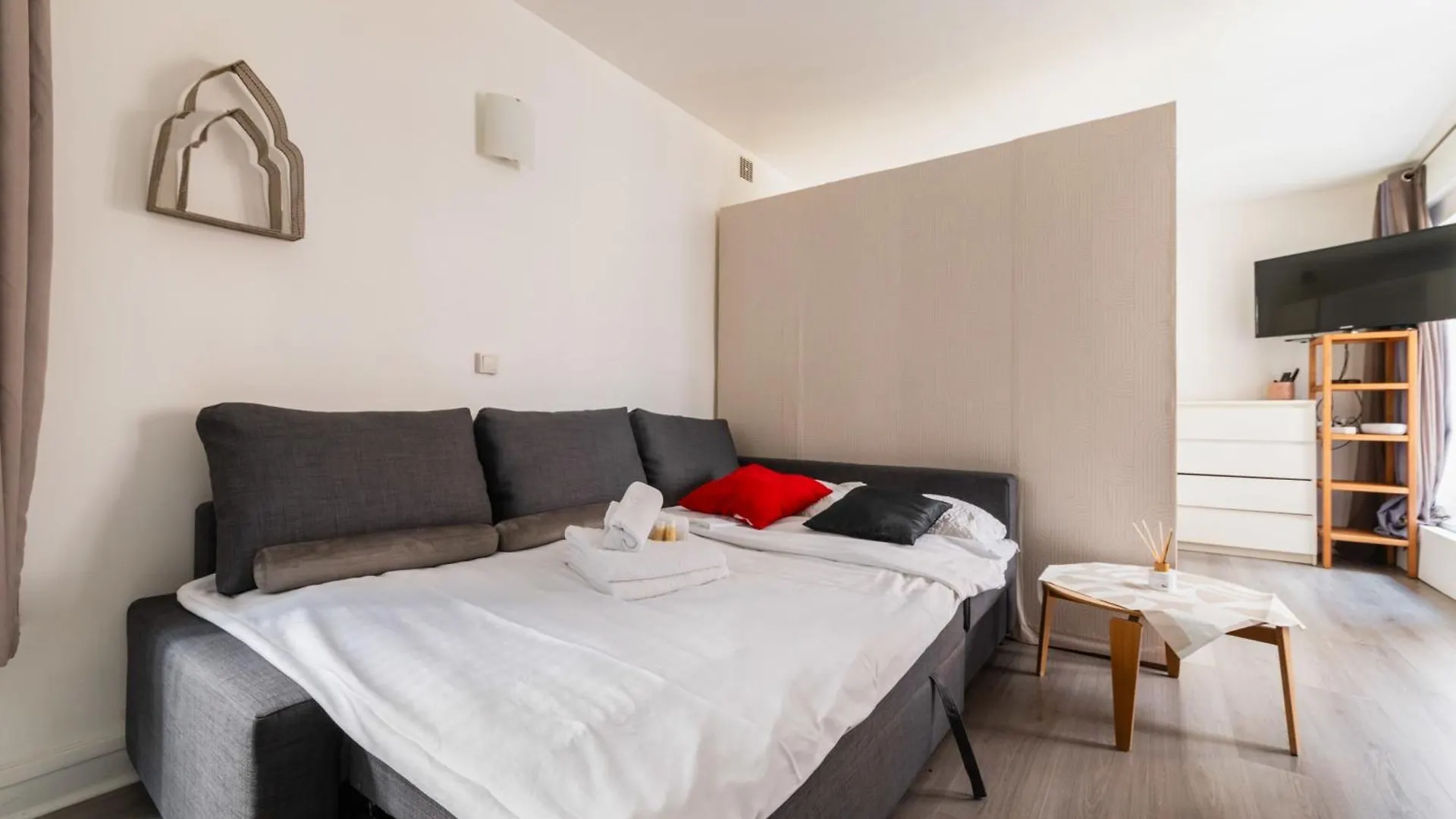 Grand Studio Fonctionnel Republique - Paris 10 Apartment France