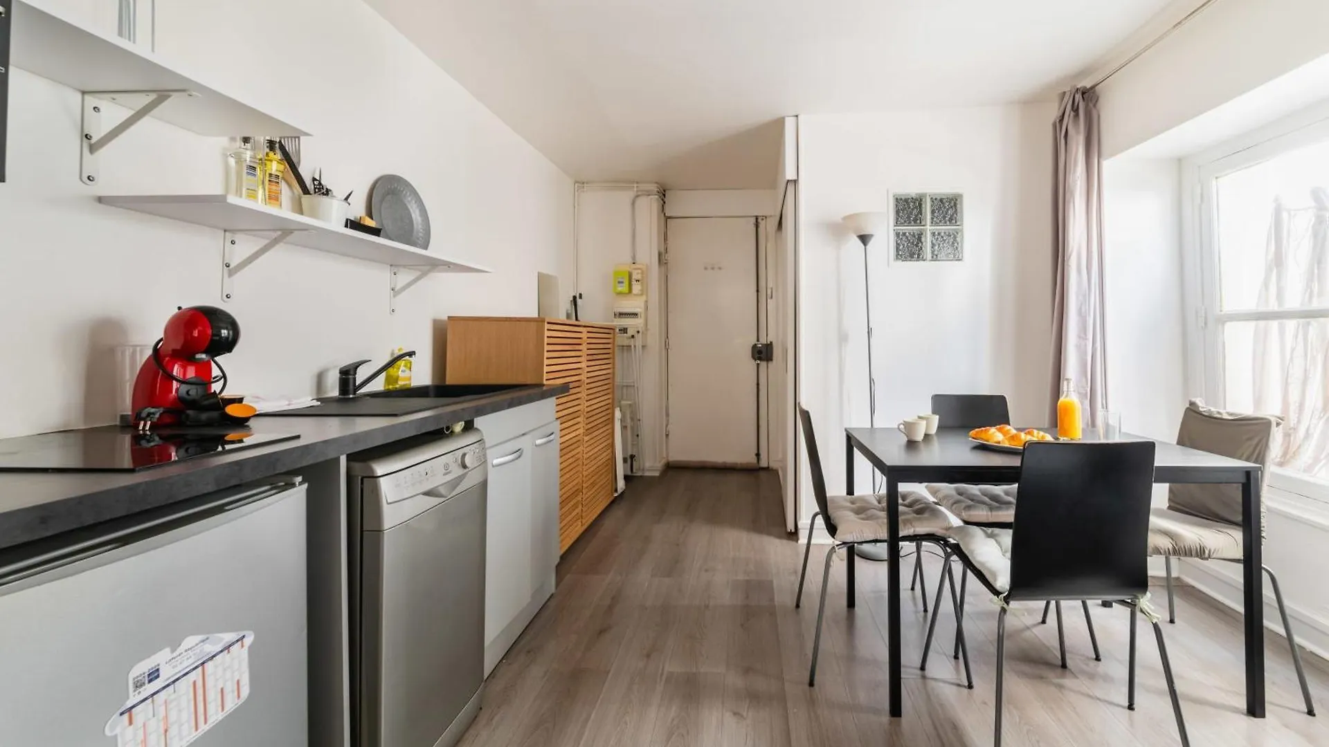 Grand Studio Fonctionnel Republique - Paris 10 Apartment France